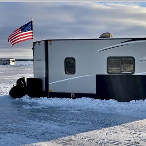 Ice Fishing Resort